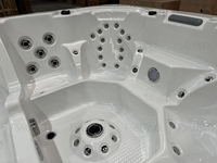 Baignoire extérieure moderne avec commande Balboa, 80 jets, mini spa pour 4-5 personnes, bain à remous extérieur avec bar, lumière LED colorée, chromothérapie