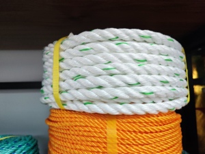 Cuerda de Polipropileno (PP) de Alta Calidad, 1 y 2 Pulgadas, Cuerdas Marinas de Alta Resistencia para Aplicaciones de Embalaje y Envío - Product Image 3