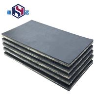 Feuille de caoutchouc sandwich personnalisée Insert en tissu à surface lisse en caoutchouc naturel Tapis en caoutchouc industriel en gros