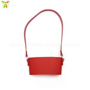 Porte-bouteille d'eau en similicuir à bandoulière, livraison rapide - Cadeau promotionnel portable et tendance pour mariages, événements et utilisation en extérieur - Product Image 4