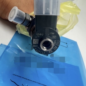 Iniettore Carburante 03L130277J 03L130277Q per Volkswagen Tiguan Amarok Audi <span class=keywords><strong>Q2</strong></span> Q3 A6 2010-2012 |   Ricambio OE - Product Image 3