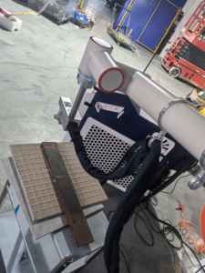 Robot de Limpieza Láser Automático para Eliminar Óxido, Robot Colaborativo de 1400 mm con Fuente Láser Raycus de 1500 W para Piezas Metálicas - Product Image 4