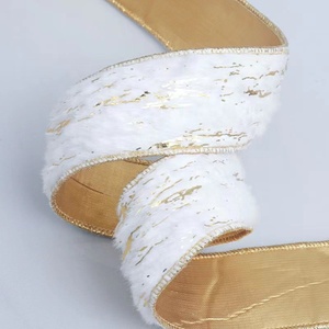 Pita Bulu Emas dengan Cetakan Panas dan Tepi Kawat Emas untuk Dekorasi Natal - Product Image 2