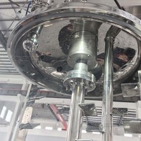 Vente flash : Machine à émulsionner sous vide à levage hydraulique 100L pour crème, lotion, shampoing