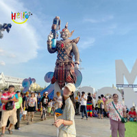 Statues de gardien thaïlandais géant de Bangkok Yaksha gonflable bleu avec pistolet à eau