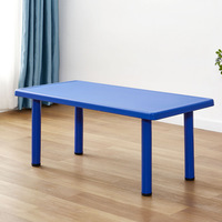 Table et chaise modernes en plastique durable à faible MOQ pour enfants, articles scolaires colorés pour la maternelle