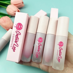 Vegan Glossy Lápiz labial de larga duración Brillo Impermeable Haga su propio logotipo Brillo de labios - Product Image 3