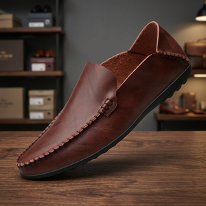 B.S INTERNATIONAL Zapatos de Cuero Genuino para Estudiantes, Hombres, Estilo Botín, Color Marrón con Estampado Animal, Hebilla de Cinta, Cómodos e Impermeables - Product Image 1