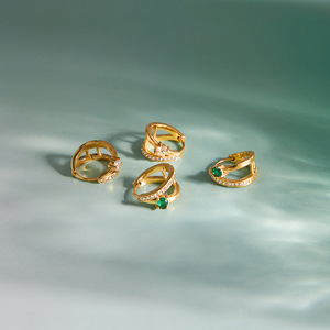 Pendientes Geométricos Tipo Huggie, Chapados en Oro de 18K, con Circonita Redonda, Postes de Acero Inoxidable, Joyería para Regalo - Product Image 4