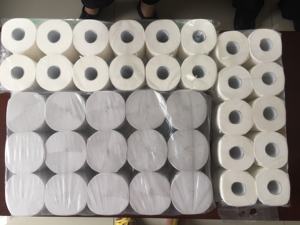 Vente en gros de <span class=keywords><strong>papier</strong></span> <span class=keywords><strong>toilette</strong></span> en pâte vierge 2 plis doux au toucher et essuie-mains pour matière première à usage domestique rouleau jumbo mère - Product Image 4