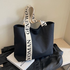 Sac fourre-tout avec poche et fermeture éclair, logo imprimé recyclé, design personnalisé, grand sac fourre-tout en toile - Product Image 1