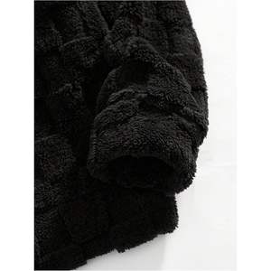 Sweat à capuche personnalisé pour homme en sherpa duveteux avec broderie graphique, manches longues, en polaire, pour l'automne et l'hiver - Product Image 5