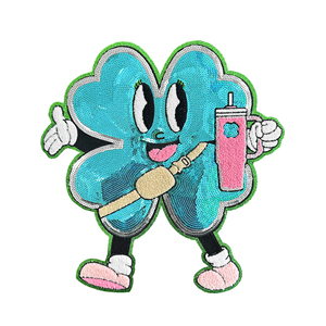 رقع تطريز مخصصة من الشينيل والترتر، قابلة للكي بالحرارة، مع شريط فيلكرو، للاستخدام كسلسلة مفاتيح أو شارة، قابلة للخياطة، مع شعار بالليزر، تطريزات للقبعات والحقائب والملابس. - Product Image 1