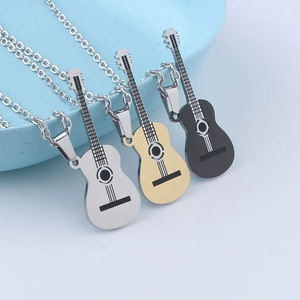 Collier minimaliste en forme de guitare acoustique, pendentif de style vintage pour un usage quotidien et les festivals de musique - Product Image 4