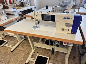 Nouvelle machine à coudre à point droit à grande vitesse à entraînement direct JUKIS 8000C - Product Image 5