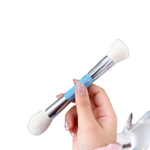 Ensemble de 6 pinceaux de maquillage YRX Professional, couleur personnalisable, pinceau à raser, poils synthétiques doux, manches en bois, virole en aluminium - Product Image 5