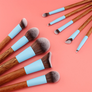 YRX Kit de Maquillaje Profesional de 10 Piezas, Juego de Herramientas de Maquillaje Multifuncional, Brochas de Maquillaje Veganas, Marca Privada y Color Personalizado - Product Image 1