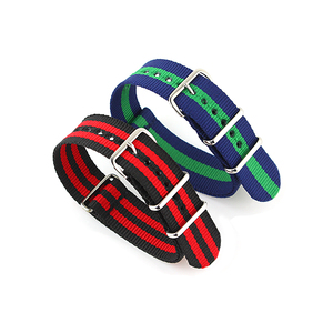 Vorrätig Modisches Nylon-Uhrenarmband Einfarbiges Uhrenband mit Vollmetallschnalle - Product Image 2
