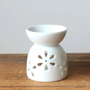 Wholesale Delicate Mini <b>Ceramic</b> Hollow Floral Heart Moon Star Shaped Modern Aromatherapy Candle Holder & Fragrance Oil <b>Diffuser</b> - Product Image 6