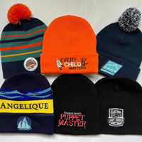 Bonnet tricoté unisexe en acrylique 100% avec logo personnalisé brodé en 3D, design OEM, chaud pour l'hiver, avec revers en maille gaufrée