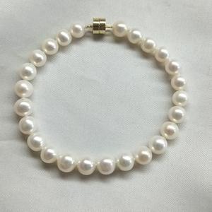 Bracelet en perles de Zhuji de 6 mm, presque rond, sans défaut, avec boucle en fer, facile à porter, lumière intense, catégorie cadeau, bracelets et joncs en perles - Product Image 2