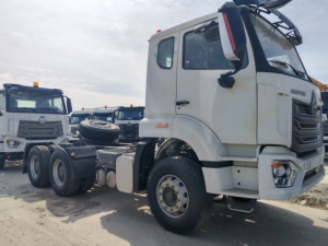 Mejore su Flota: Nueva Unidad <span class=keywords><strong>Tractora</strong></span> HOWO 7 de 371HP |   Configuración de 10 Ruedas |   Alto Torque y Fiabilidad - Product Image 3