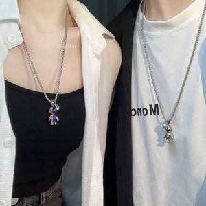 Collier magnétique tendance 2021 pour couple, pendentif astronaute robot en acier inoxydable pour homme et femme - Product Image 4
