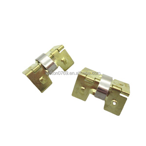 <span class=keywords><strong>บานพับ</strong></span><span class=keywords><strong>สปริง</strong></span>สำหรับกล่องไม้ สีบรอนซ์และสีกันเมทัล ขนาด 22 x 20 x 0.5 มม. มุม 90 องศา จากโรงงาน - Product Image 3