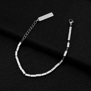 Pulsera de Cadena Geométrica Plateada de Diseño Simple y Popular, Estilo Hiphop, de Acero de Titanio, Unisex, Joyería al por Mayor - Product Image 2