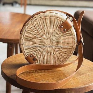 Fourniture d'usine en gros de sacs à main en rotin pour femmes avec pochette de style fantaisie du fabricant indien - Product Image 4