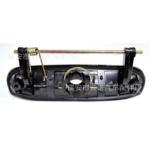 Poignée de coffre Volkswagen 6Q6827565A noire, pièce de rechange pour Jetta Polo - Product Image 2