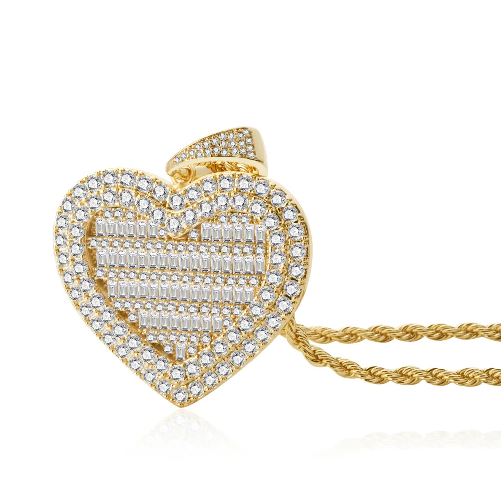 Colgante minimalista de oro de 18K con forma de corazón, cadena cubana de cristal