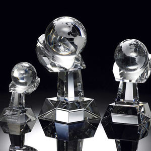 Trophée de football en cristal MVP personnalisé transparent de luxe - Product Image 4