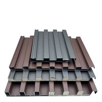 En stock Tuiles modernes isolées pour toit et mur en alliage d'aluminium Panneaux décoratifs d'extérieur