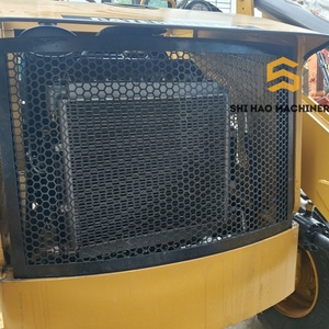 Excavatrice hydraulique sur chenilles Caterpillar CAT-420F d'occasion à vendre, idéale pour les travaux d'aménagement paysager et de préparation de chantier - Product Image 6