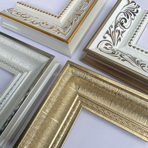Free Sample Vintage Oil Painting Picture Wooden <strong>Frame</strong> Solid Wood <strong>Wall</strong> Mirror Moulding Custom Photo <strong>Frames</strong> <strong>Wall</strong> Hanging Oil <strong>Frame</strong> - Product Image 1