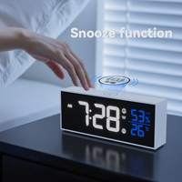 Grande Horloge Murale Numérique avec Réveil LED, Affichage Miroir, Alimentation USB, Minuteur, Calendrier, Thermomètre, Hygromètre et Compte à Rebours