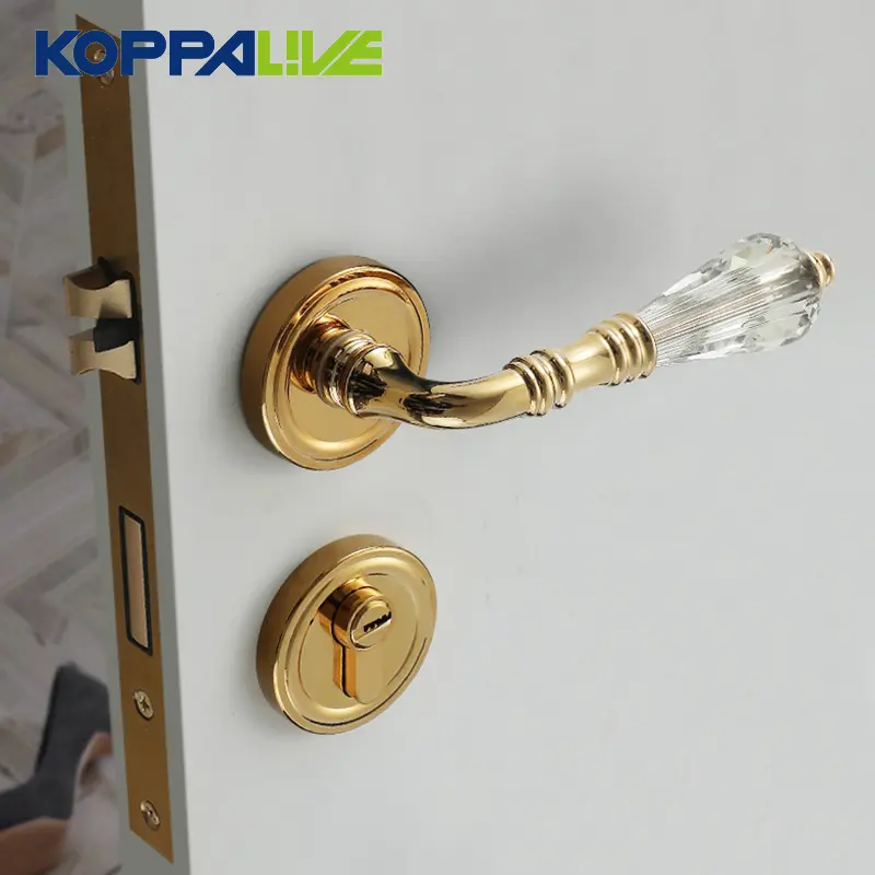 Koppalive European modern interior decorative bright gold brass acrylic crystal lever door handle on rose with lock