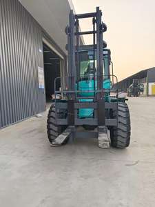 Montacargas Todoterreno 4x4 Diésel de 5 Toneladas para Terrenos Difíciles con Motor Potente y Neumáticos Neumáticos - Product Image 6