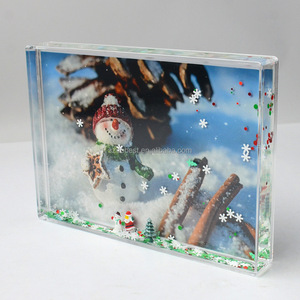Cadre <span class=keywords><strong>photo</strong></span> acrylique liquide personnalisé avec paillettes vertes trèfle à quatre feuilles, flocon de <span class=keywords><strong>neige</strong></span> et sapin de Noël, cadeau de Noël en gros 4 x 6 pouces - Product Image 4