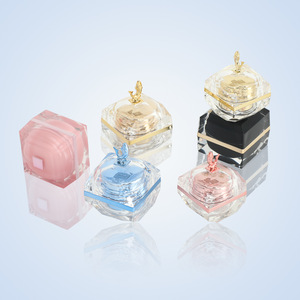 Pot carré personnalisé en acrylique pour crème 15g 20g 30g avec couvercle couronne dauphin, emballage scellé à paroi épaisse pour soins de la peau - Product Image 1