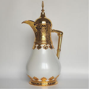 Thermos isotherme longue durée du Moyen-Orient, thermos domestique à coque en fer, thermos doré 800 ml pour hôtel et bureau - Product Image 4