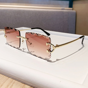 Lunettes de soleil sans monture <span class=keywords><strong>Cartier</strong></span>, verres carrés dentelés, UV400, style unisexe tendance - Product Image 1