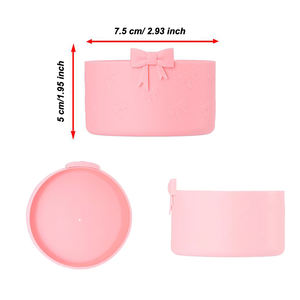 ปลอกซิลิโคนกันกระแทกสำหรับขวดน้ำ ขนาด 7.5 ซม. ลายโบว์  ฝาครอบกันกระแทกฐานขวดน้ำ  อุปกรณ์เสริมสำหรับขวดน้ำ - Product Image 2