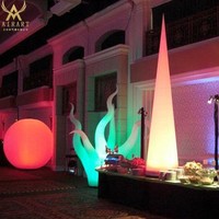 Colonnes gonflables décoratives à LED, cônes gonflables pour bars intérieurs