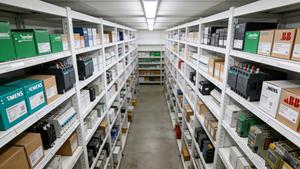 ตัวควบคุม PLC แบบดั้งเดิม1756-M16SE การควบคุมเซอร์โว16แกนโมดูล I/O ตัวควบคุมการเขียนโปรแกรม PLC สำหรับระบบอัตโนมัติในอุตสาหกรรม - Product Image 5