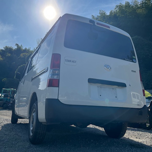 Excelente Maniobrabilidad, Motor de 1.5L de 4 Cilindros en Línea, Volante a la Derecha, Autos Usados Toyota Townace para Negocios - Product Image 4