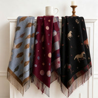 Écharpe Jacquard Feuilles d'Automne Vintage 50% Polyester 50% Viscose Réversible Longue Frange à Pompons Inspirée de la Nature Douce et Chaude Couverture pour Femme