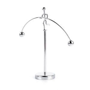<span class=keywords><strong>Haltérophilie</strong></span> Iron Man Balance Ball Swinging Man Ornements de bureau Cadeau de vacances - Product Image 1