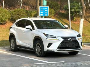<span class=keywords><strong>Lexus</strong></span> NX200 <span class=keywords><strong>2022</strong></span> d'occasion avec bon état extérieur, <span class=keywords><strong>prix</strong></span> abordable, conduite à gauche - Product Image 3
